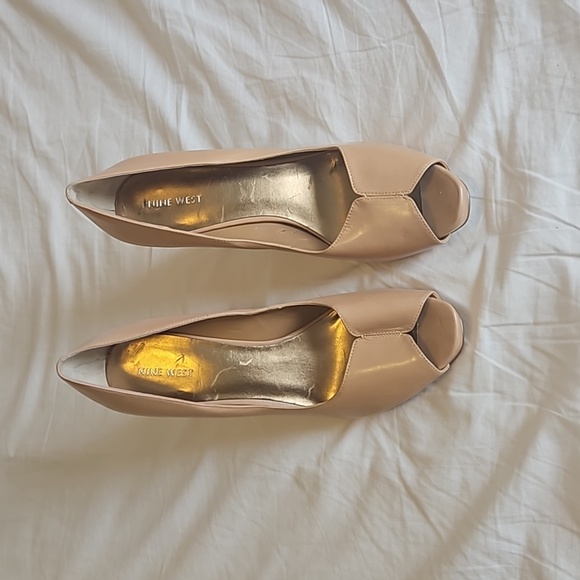 Nine West Nude Peep Toe Heels Size 10 - Picture 1 of 6